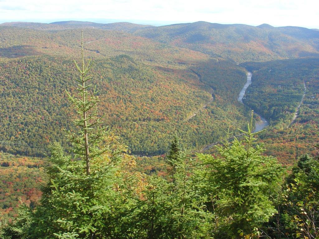 Gite Aventures Quebec Sainte Brigitte de Laval Экстерьер фото