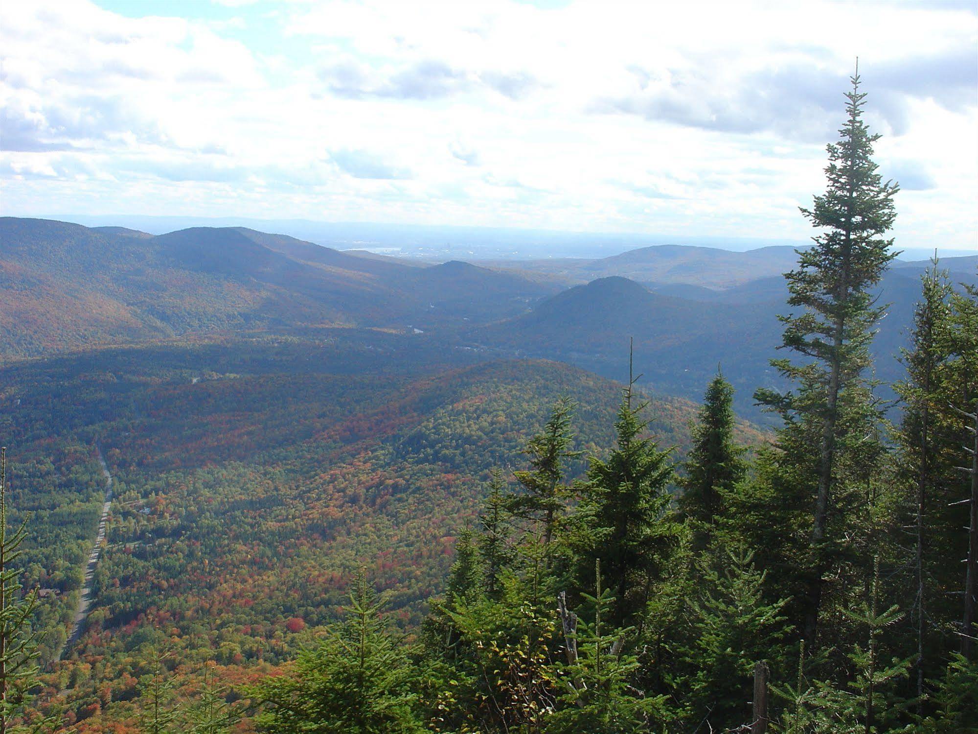 Gite Aventures Quebec Sainte Brigitte de Laval Экстерьер фото